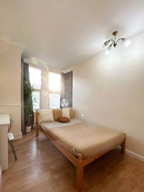 ❤️ Beautiful Flat Share | London E10 | Convenient Location 🏠 ✅