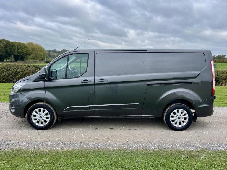 FORD TRANSIT CUSTOM 2.0 Transit Custom Limited Van 300 L2 2.0L EcoBlue 130PS FWD