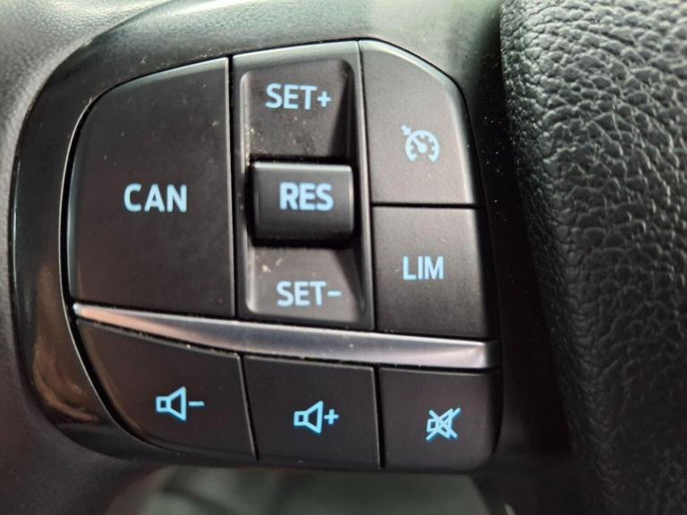 FORD TRANSIT CUSTOM 2.0 300 EcoBlue Trend L2 H1 Euro 6 5dr 2023