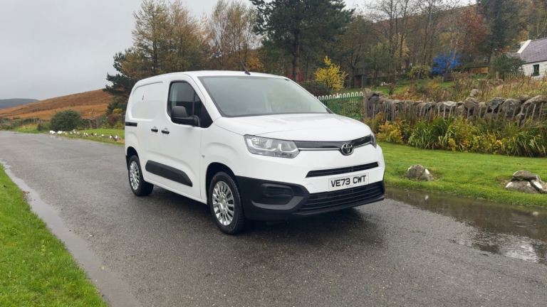 Toyota, PROACE CITY, Panel Van, 2024, Citroen Berlingo Peugeot partner Vauxhall combo