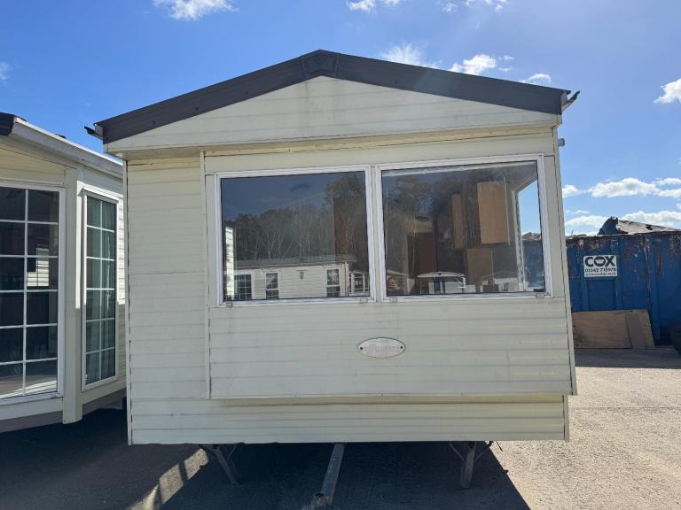 1 Bedroom 10ft Wide Static Caravan - New Carpet - Offsite / Farms / Self Build