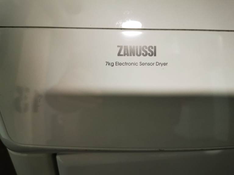 Tumble dryer Zanussi. Delivery 