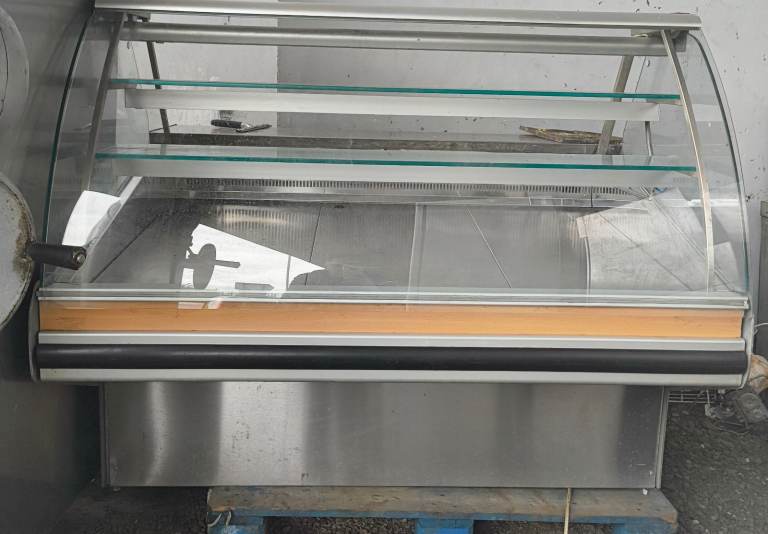 Glass display fridge 
