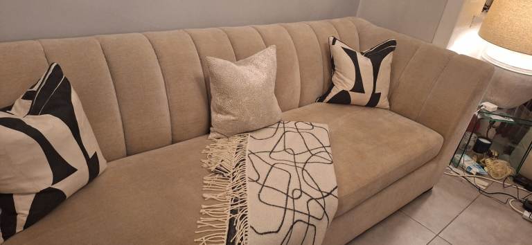 PERFECT CONDITION SOFOLOGY SOFA REDUCED PRICE 