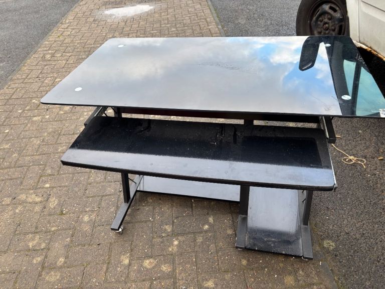 Desk large black glass collect prudhoe ne42