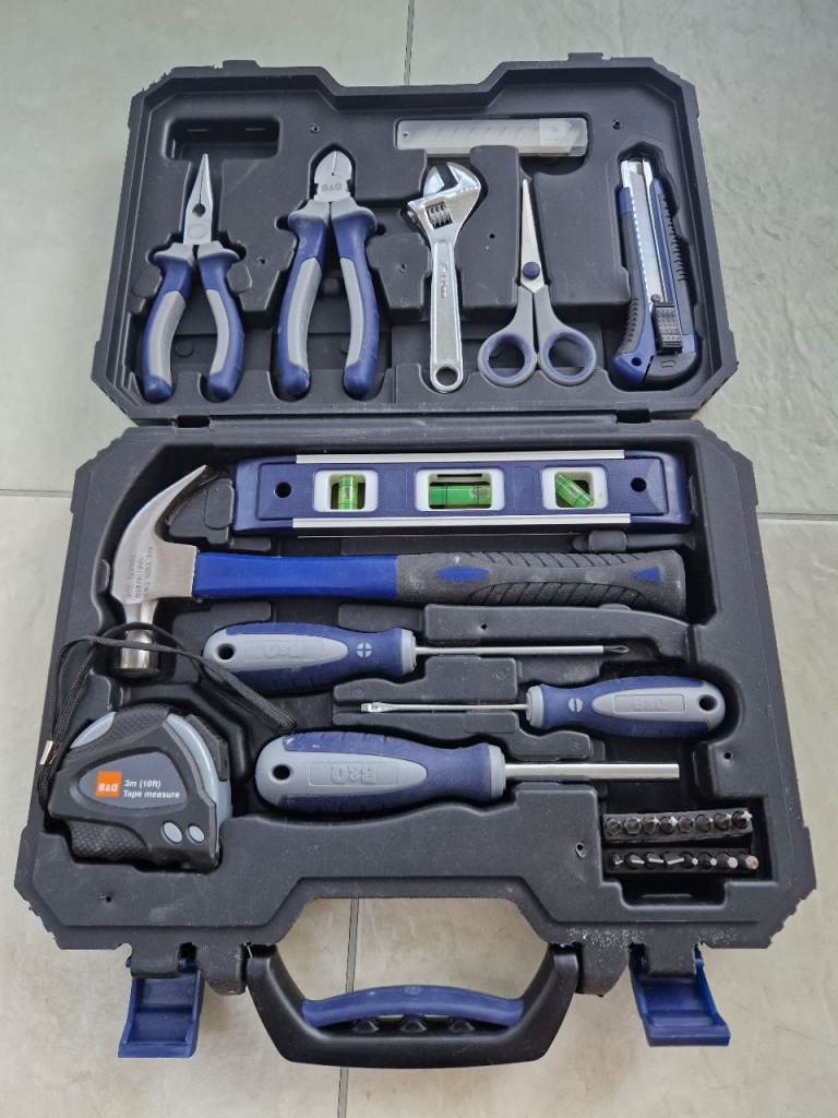 14 piece toolkit in case