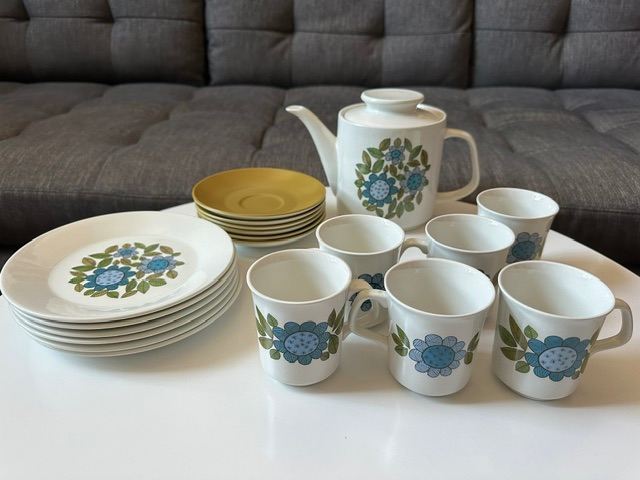 Retro Vintage JG Meakin “Topic” Tea Set