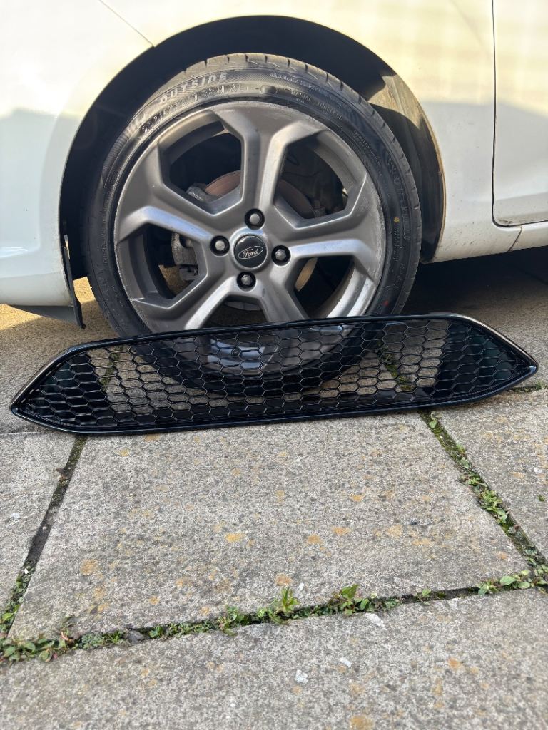 Ford focus grill 2015/2018 