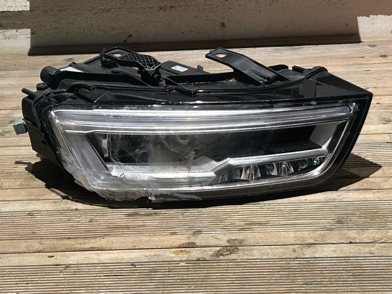 Genuine Audi Q3 Drive Side Headlight 2014-2018