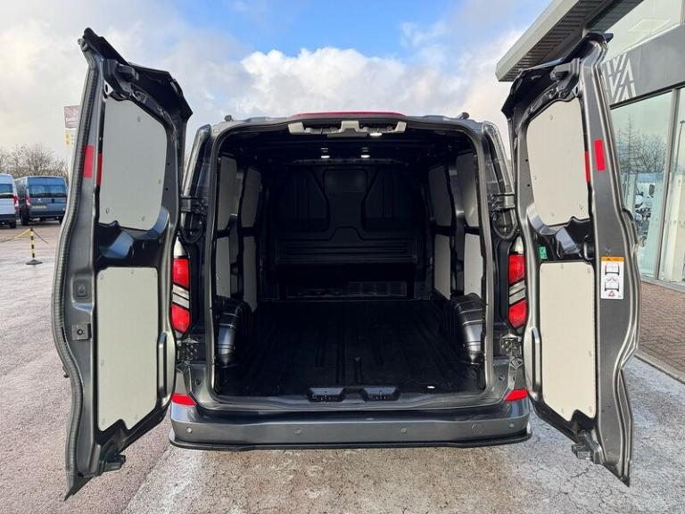 2024 Ford Transit Custom 2.0 EcoBlue 136ps H1 Van Limited PANEL VAN DIESEL Manual