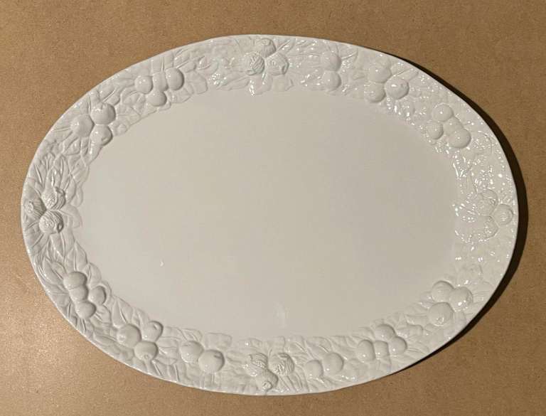 image for Very Large Italian 21 x 16 inch Oval platter serving Dish - Christmas !