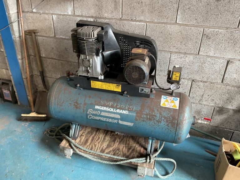 Garage compressor 