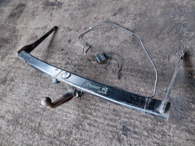 VW PASSAT ALLTRACK  2010-15  ELECTRIC TOW BAR ; 3AA803880E