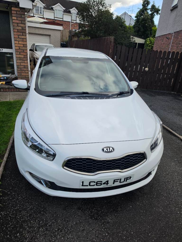 Kia, CEED, Hatchback, 2014, Manual, 1582 (cc), 5 doors