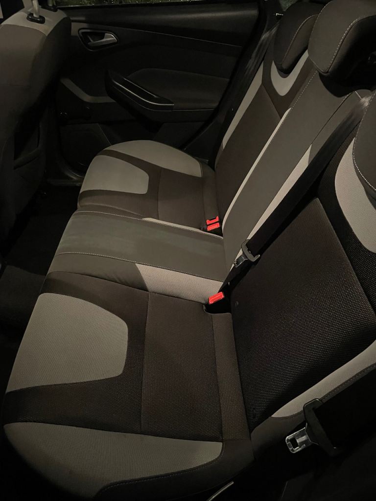 Ford, FOCUS, Estate, 2014, Manual, 1560 (cc), 5 doors