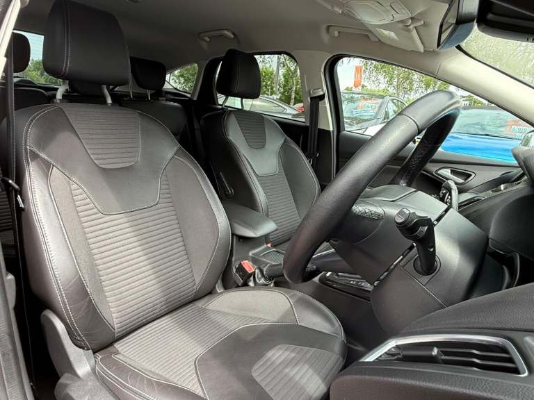 2016 FORD FOCUS 1.5 T EcoBoost Titanium X ULEZ Petrol Manual 5 Door