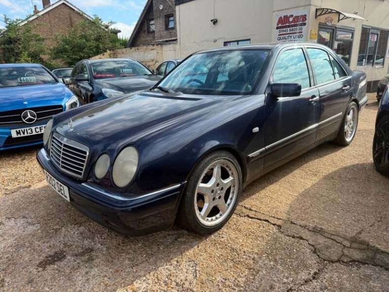 1998 Mercedes-Benz E Class E300 DT Avantgarde 4dr Auto [5] SALOON DIESEL Manual