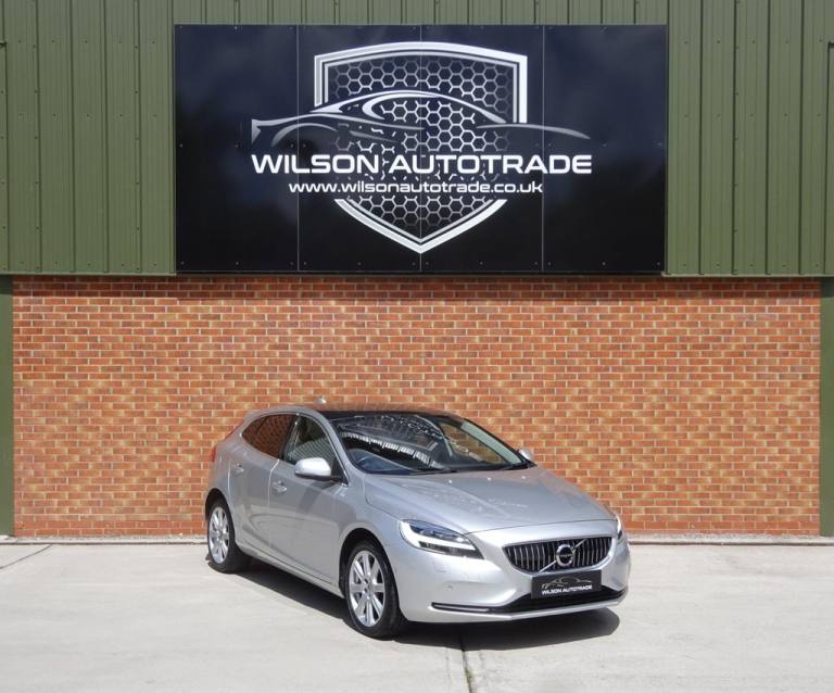 2018 Volvo V40 2.0 T3 GPF Inscription Euro 6 (s/s) 5dr Hatchback Petrol Manual