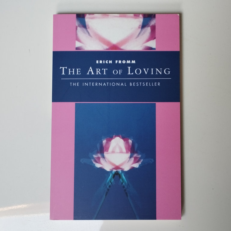 The Art of Loving (Classics of Personal Development), Erich Fromm *New