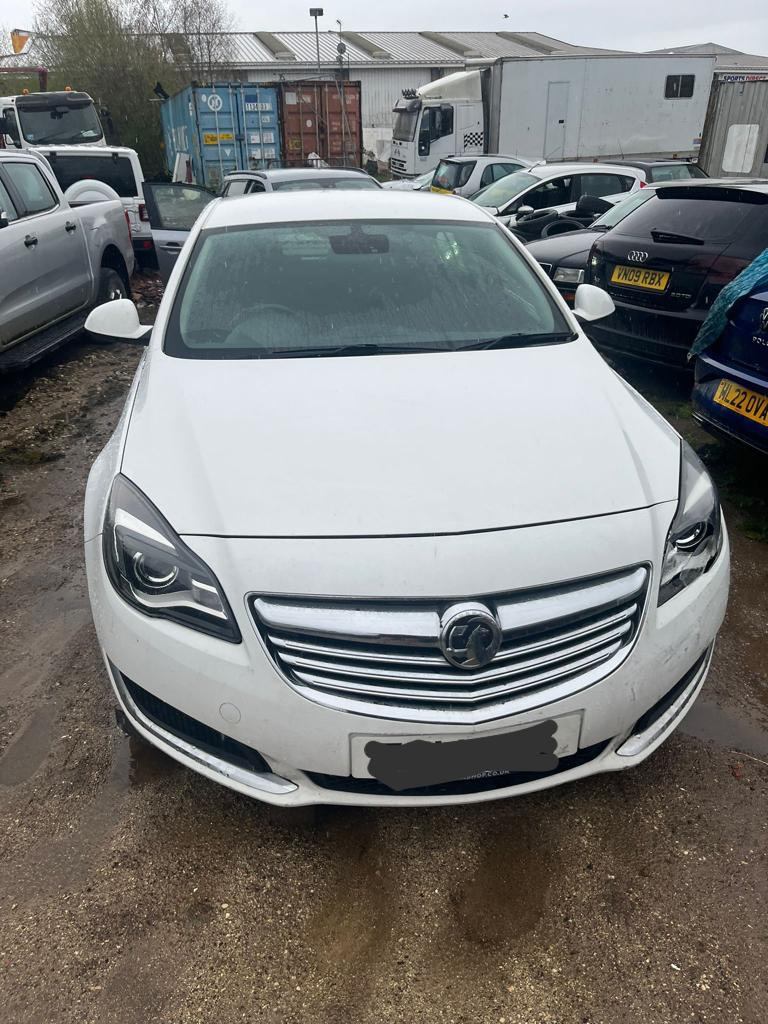 Vauxhall insignia. White. Bonnet. Breaking spares parts. Manchester 