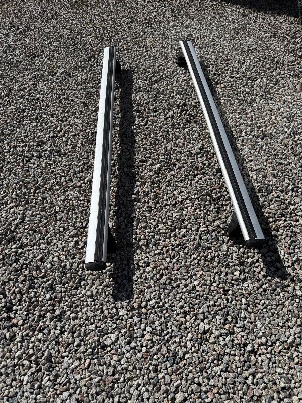 Thule wing roof bars and feet