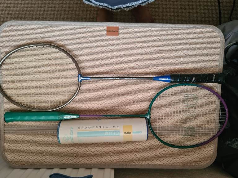 Badminton Rackets & Shuttlecocks 