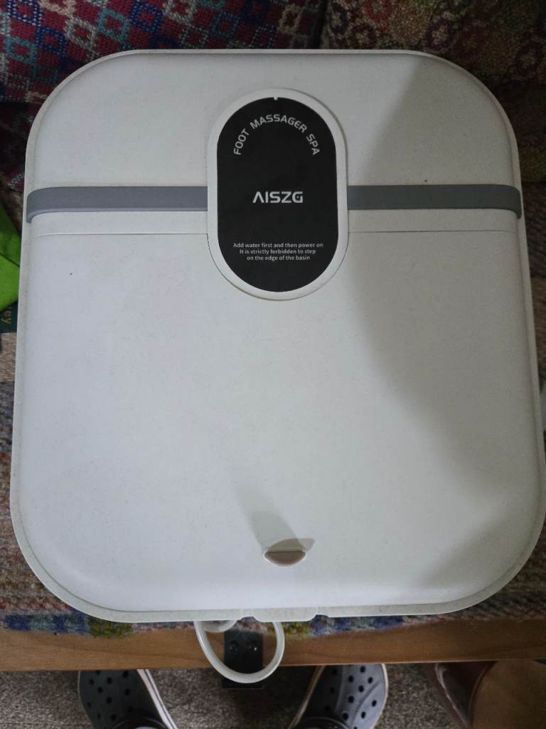 AISZG Collapsible Foot Spa Bath Massager with 8 Massage Rollers PX-P01 White