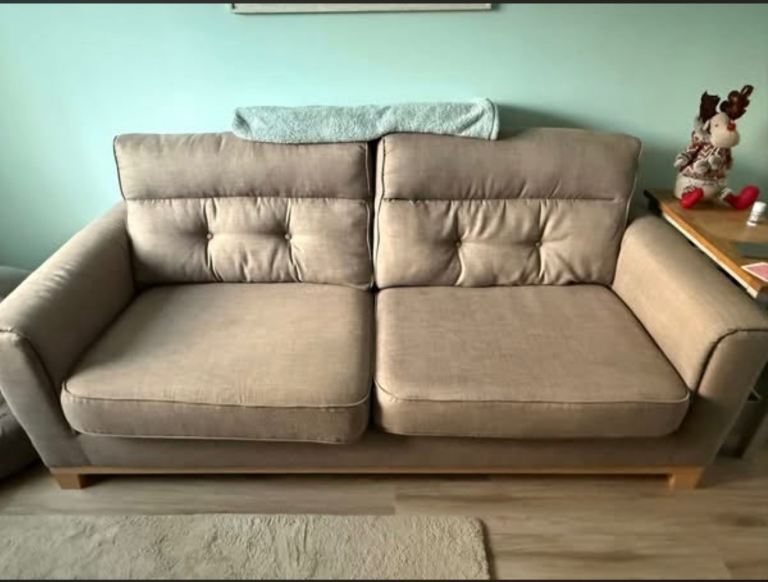 image for 3 Seater Sofa and Cuddle Chair