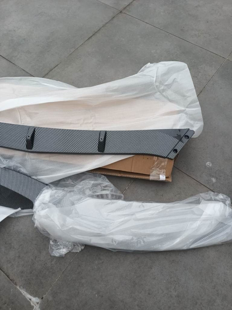 Mercedes C class carbon front splitter and skirts