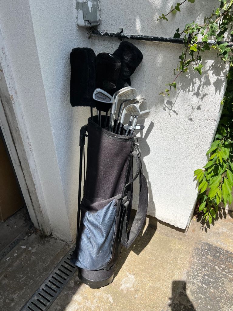 FREE - Full set of Dunlop Golf Clubs