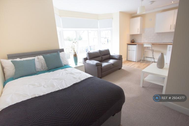 1 bedroom in Hagley Road, Birmingham, B17 (#2934377)