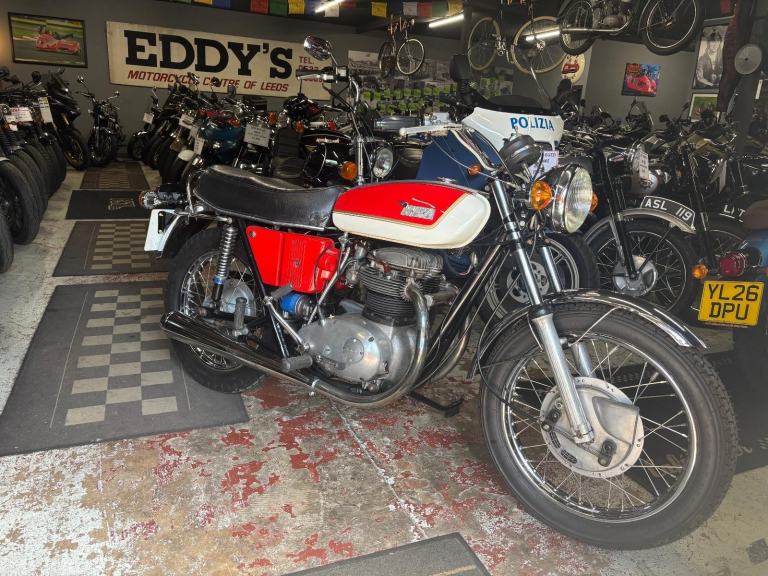 1972 BSA THUNDERBOLT A65 650CC