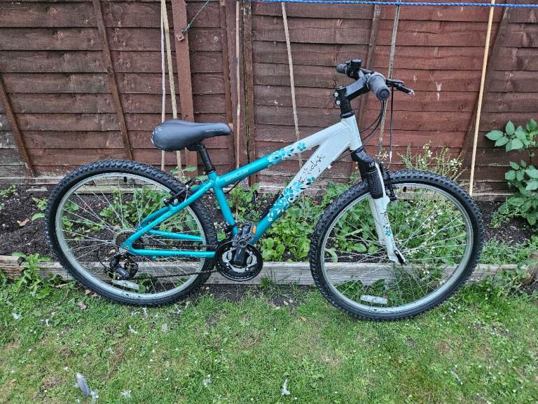 Girls bike 