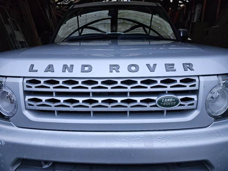 Land Rover Discovery 4 L319 Front Grille Silver