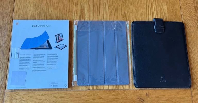 Apple iPad Smart Cover & Griffin Leather Wallet iPad Case