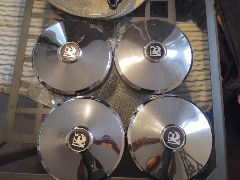 1970s vintage wheel hubs