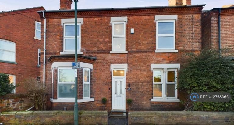 2 bedroom house in Montpelier Road, Nottingham, NG7 (2 bed) (#2758365)
