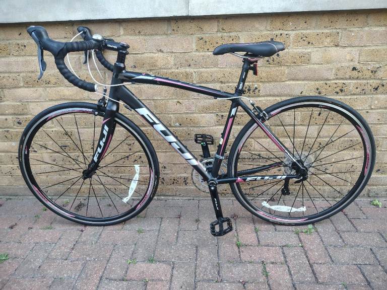 Fuji Finest 1.5 Womens Endurance Road Bike Ladies Racing Bicycle