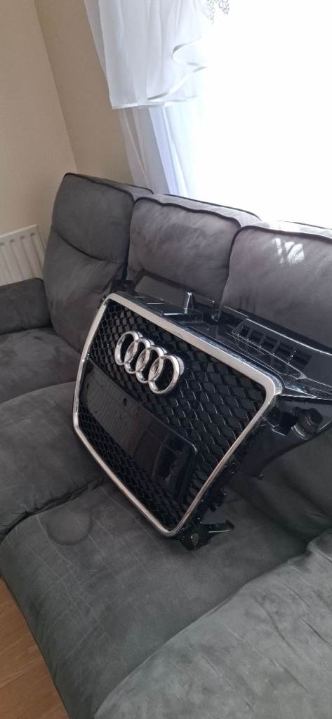 Grill and string wheel a4 s line 2009