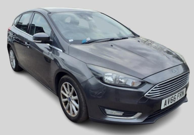 FORD FOCUS 1.0T EcoBoost Titanium Petrol Manual, 9 Service Stamps, Â
