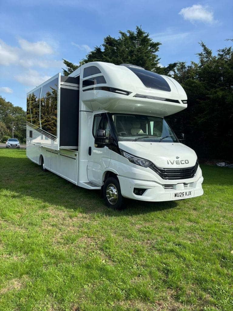 RC Motorhomes RC9M Motorhome Camper RV