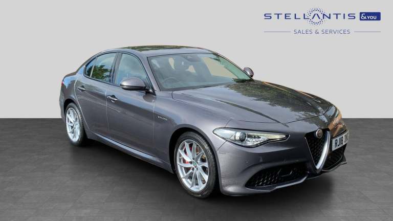 2018 Alfa Romeo Giulia 2.0T Veloce Saloon 4dr Petrol Auto Euro 6 (s/s) (280 ps) Saloon Petrol Aut...