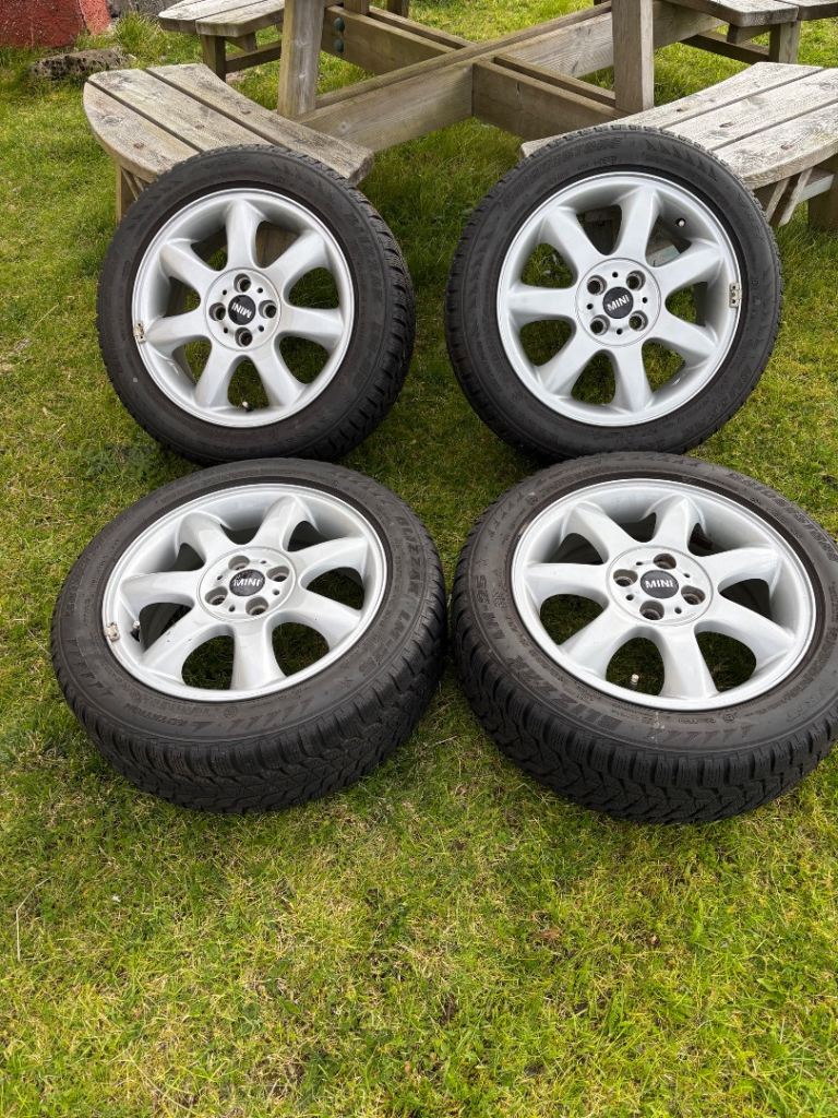 16 inch Mini alloys with snow tyres fitted