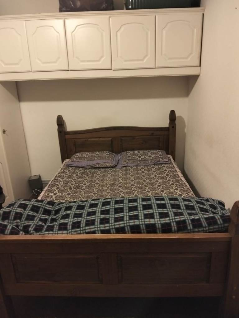 Double bedroom available to rent 