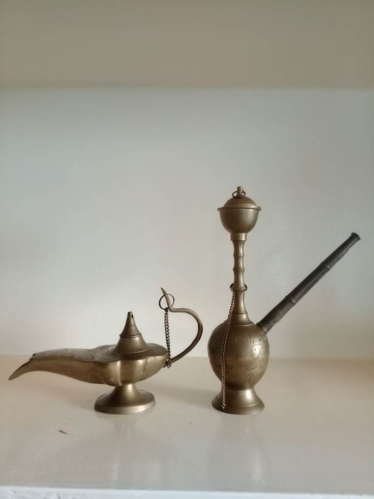 Aladdin Lamp and Shisha Hooka Pipe