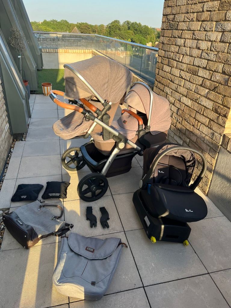 Silver Cross Wave Tandem Pram/Pushchair system with Car seat and isofix for the 