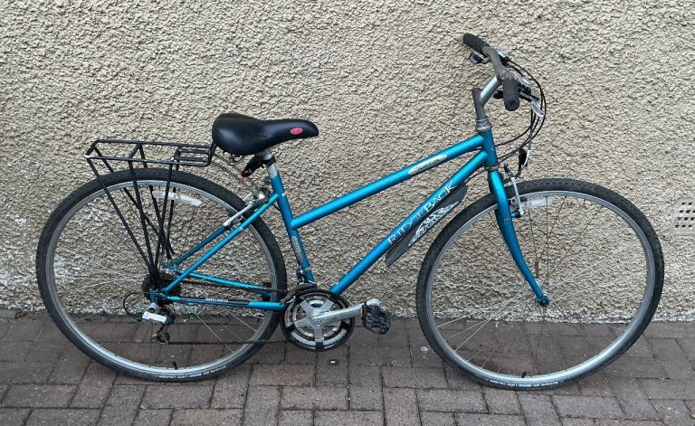 Bike/Bicycle.LADIES RIDGEBACK “ ADVENTURE “ MEDIUM FRAME HYBRID BICYCLE 
