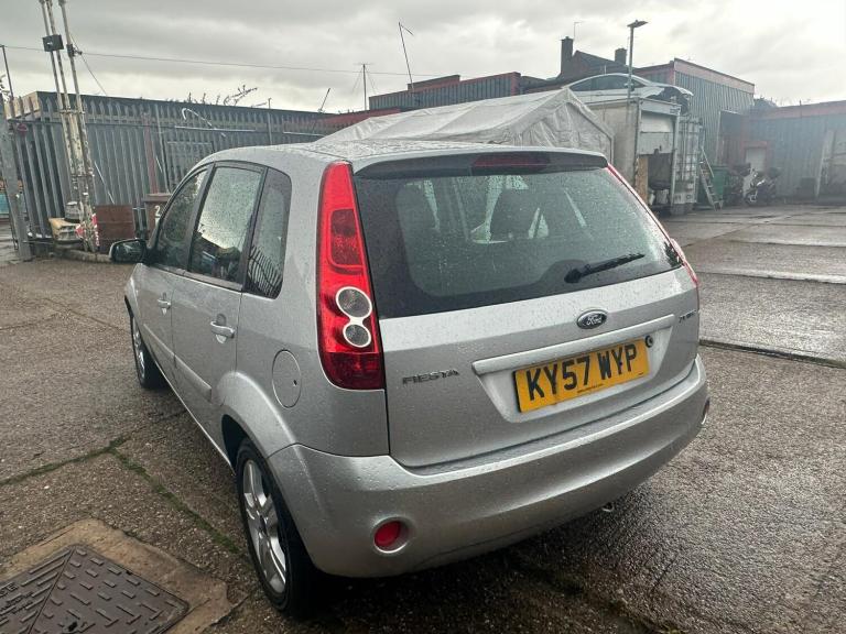 Ford Fiesta 1.4 Zetec Climate 5dr Petrol Manual - Image 10