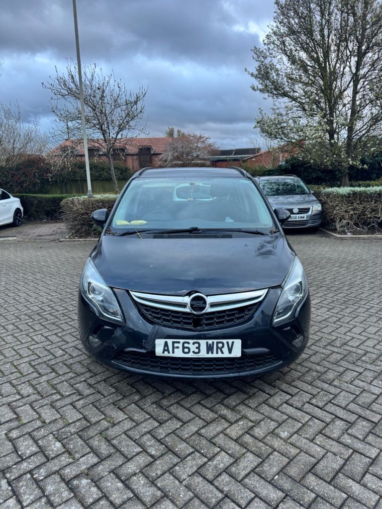 2014 Vauxhall Zafira 7 seater MOT EXPIRED New thermostat and coolant tank and few sensors