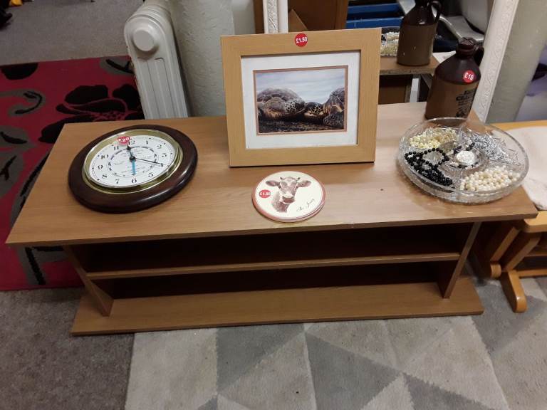 Wood veneered open shelf TV stand Low Cost Moves 2nd Hand Furniture STALYBRIDGE SK15 3DN